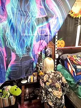 Snapshot of blondebarbiebae chatting on November 2025 10:20:02 PM blondebarbiebae online show from November 2025 10:20:02 PM