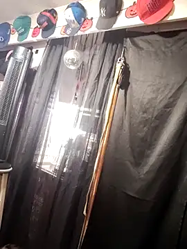 Snapshot of blondebarbiebae chatting on November 2025 10:32:01 PM blondebarbiebae online show from November 2025 10:32:01 PM