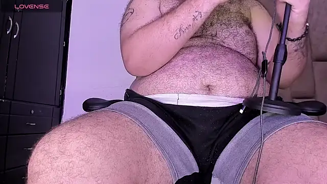 Snapshot of big_bearr chatting on April 2026 10:56:02 PM big bearr online show from April 2026 10:56:02 PM