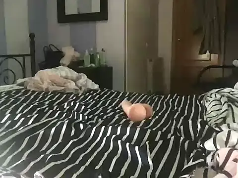 paula19800 online show from September 2025 07:55:02 AM