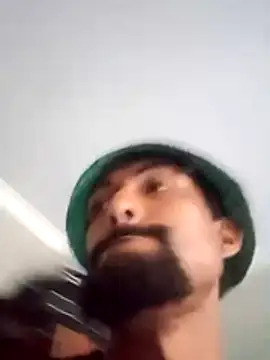 Goofygoody17 online show from November 2025 01:22:02 PM