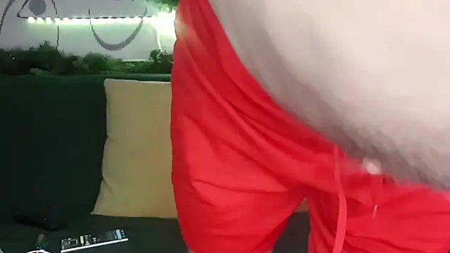 Snapshot of masc4mask_uk chatting on November 2025 06:45:01 AM masc4mask uk online show from November 2025 06:45:01 AM