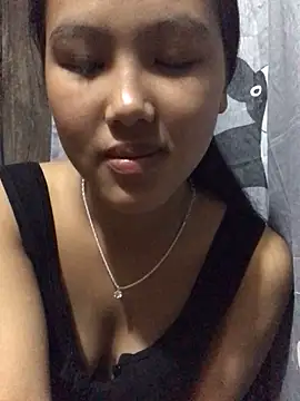 Mai lovely online show from October 2025 04:08:02 PM