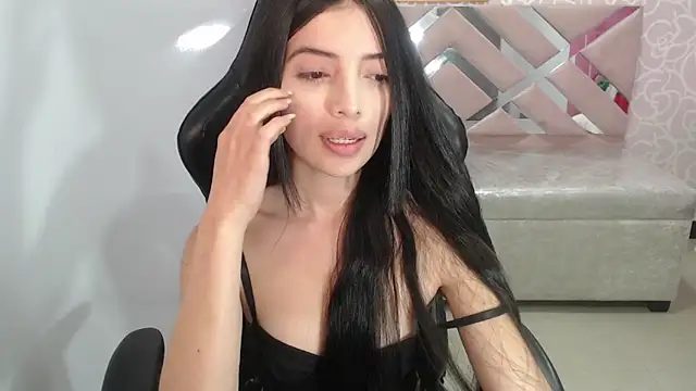 Snapshot of cynthia_ch chatting on October 2025 04:13:02 AM cynthia ch online show from October 2025 04:13:02 AM