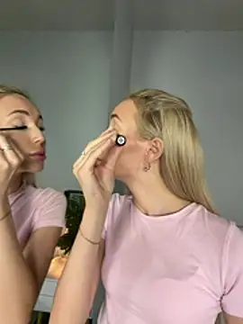 Snapshot of MaryDavies chatting on March 2026 06:58:02 AM MaryDavies online show from March 2026 06:58:02 AM