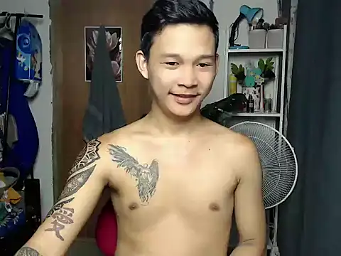 Snapshot of asianmonstercock05 chatting on April 2026 07:35:01 AM asianmonstercock05 online show from April 2026 07:35:01 AM