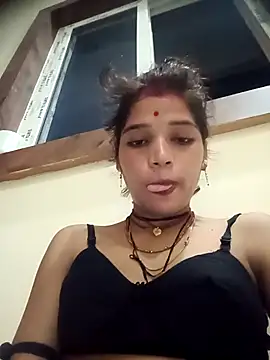 Snapshot of Mahek_love143 chatting on May 2026 10:00:02 PM Mahek love143 online show from May 2026 10:00:02 PM