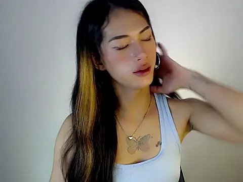 ashley bombshell online show from October 2025 09:02:01 PM