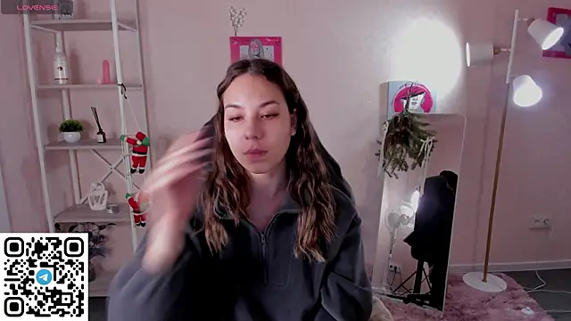 Snapshot of Al1ice_Moures chatting on January 2026 01:55:02 AM Al1ice Moures online show from January 2026 01:55:02 AM