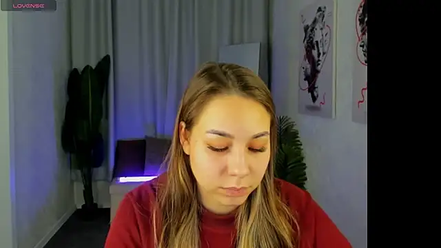 Snapshot of Al1ice_Moures chatting on February 2026 01:13:02 AM Al1ice Moures online show from February 2026 01:13:02 AM