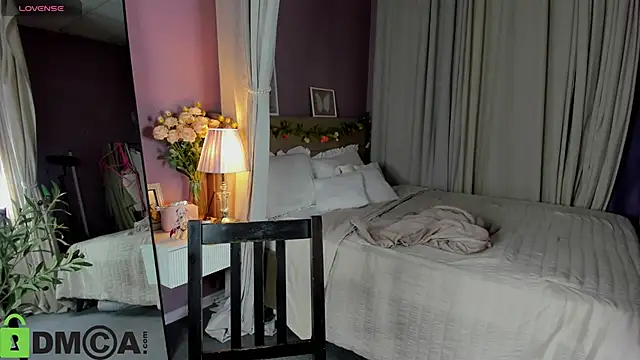 Snapshot of Al1ice_Moures chatting on February 2026 01:34:02 AM Al1ice Moures online show from February 2026 01:34:02 AM