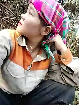 Snapshot of Meomeo-meo chatting on November 2025 02:13:01 AM Meomeo-meo online show from November 2025 02:13:01 AM