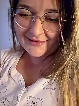 HornyBella88 online show from January 2026 04:12:01 PM