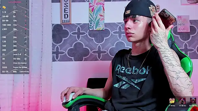 Skinny batman online show from December 2025 11:12:01 PM