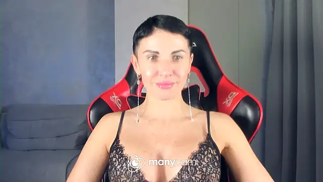 Angel iam online show from June 2026 05:51:01 PM