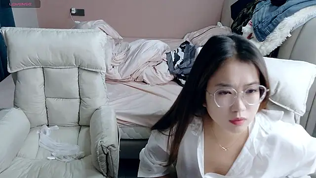 redrose520 online show from November 2025 11:34:02 AM