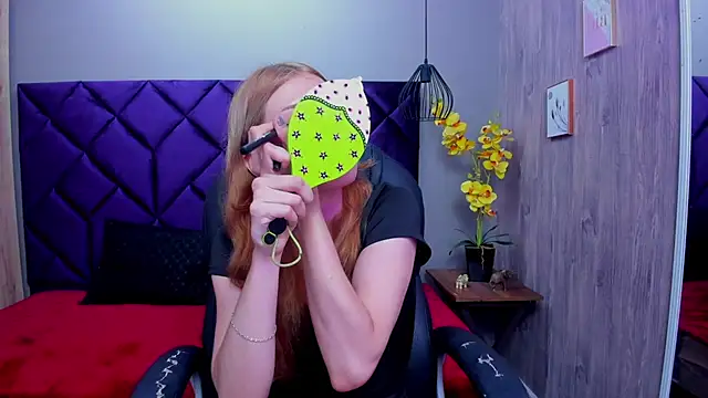 ChloeCampbell03 online show from October 2025 12:36:02 PM