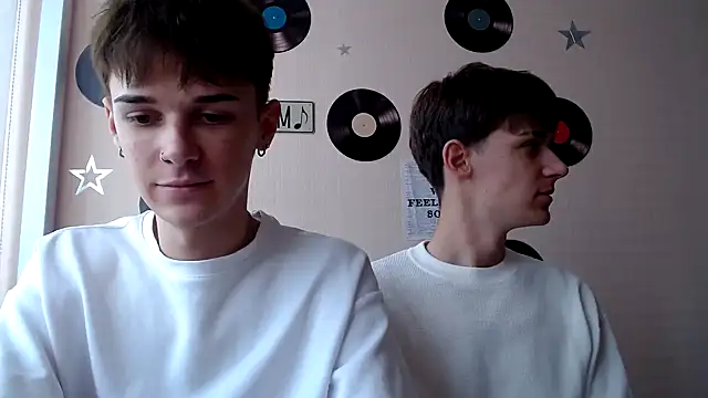 Hoot Dude  online show from September 2025 10:53:02 AM