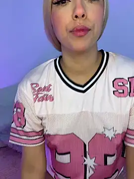 emily  walker online show from April 2026 04:17:01 AM