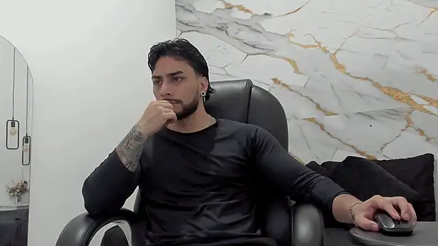 Miike Stone1 online show from November 2025 01:10:01 PM