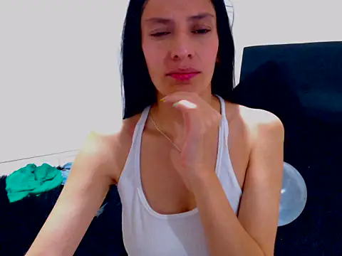 EmmaValmor online show from May 2026 03:36:02 AM