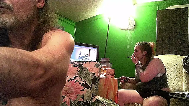 HippieDad333 online show from April 2026 06:53:02 AM