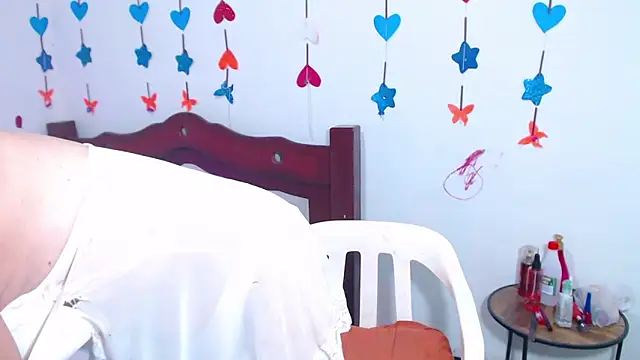 lorenacapelli online show from March 2026 11:48:02 AM