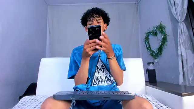 Snapshot of josesweet_ chatting on October 2025 11:01:02 PM josesweet  online show from October 2025 11:01:02 PM