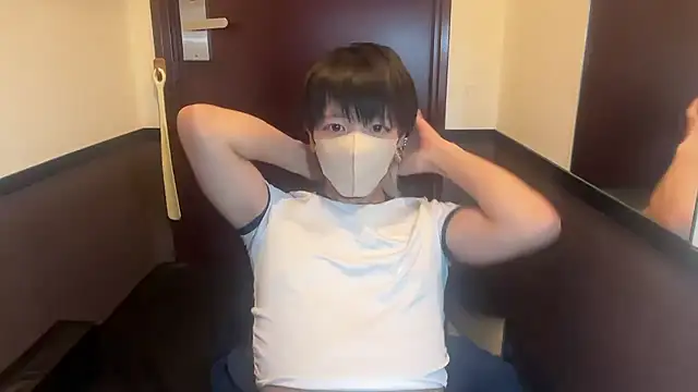 Snapshot of tora3220 chatting on October 2025 12:24:02 PM tora3220 online show from October 2025 12:24:02 PM