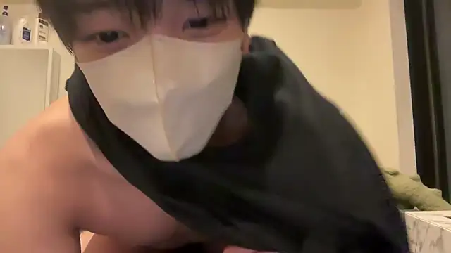 Snapshot of tora3220 chatting on April 2026 01:49:01 PM tora3220 online show from April 2026 01:49:01 PM