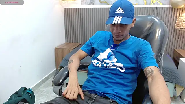Snapshot of JackBanger_ chatting on October 2025 04:19:01 PM JackBanger online show from October 2025 04:19:01 PM