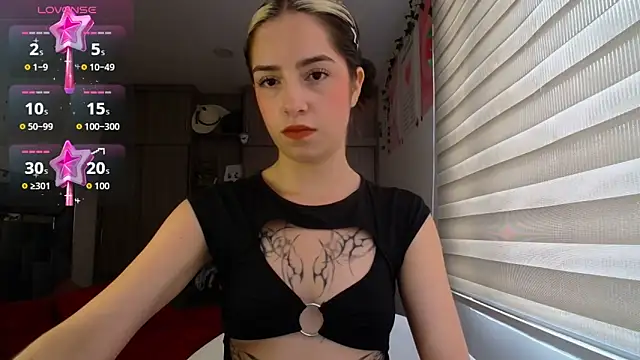 Kittyross online show from March 2026 06:03:02 PM