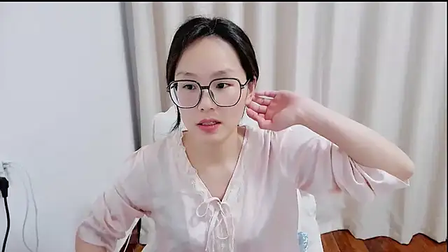 Snapshot of guai00 chatting on March 2026 02:17:02 PM guai00 online show from March 2026 02:17:02 PM