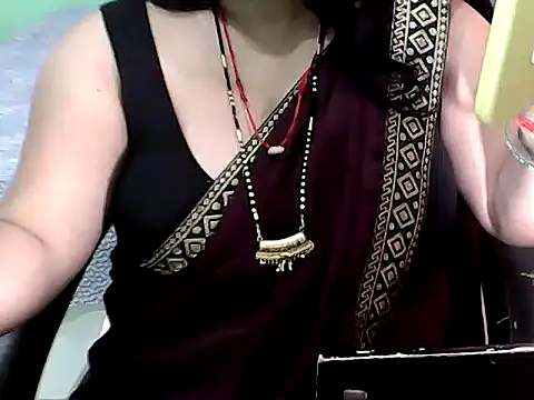 BABITA KUMARII online show from April 2026 06:16:01 PM