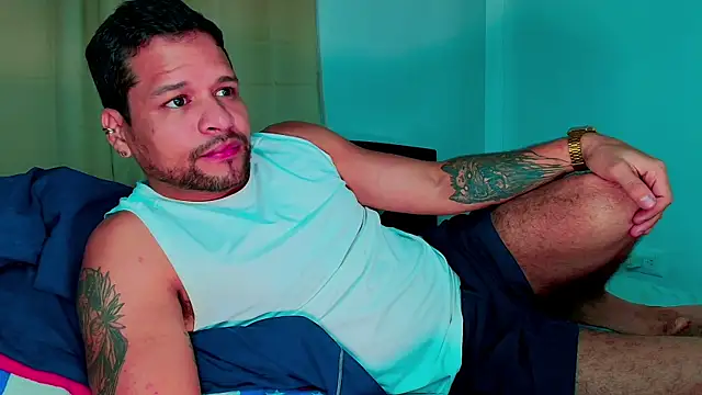 LucasGaeel online show from November 2025 11:20:02 AM