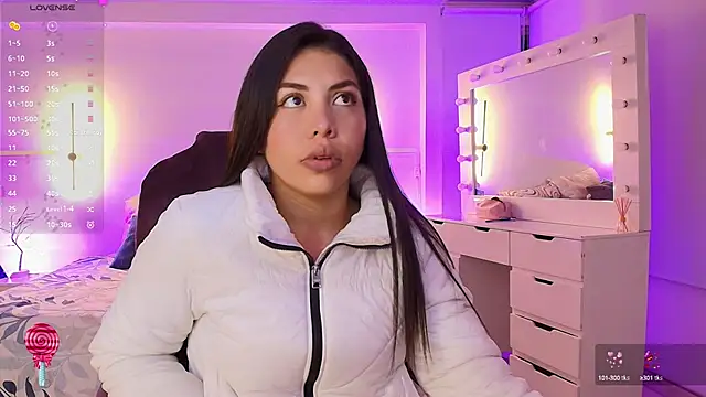 kloe28 online show from October 2025 03:48:01 AM