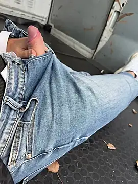 Italianofirenze online show from March 2026 04:01:01 PM