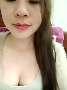 Snapshot of Girl_Shy2000 chatting on December 2025 06:47:02 PM Girl Shy2000 online show from December 2025 06:47:02 PM