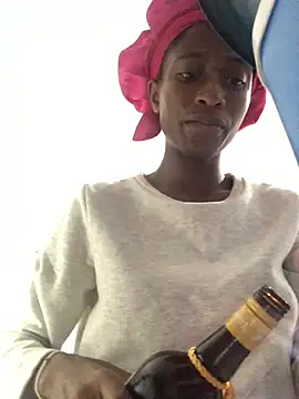 Caramel102004 online show from April 2026 12:05:02 PM