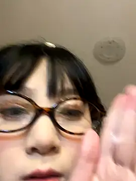 Xdouyaa online show from December 2025 06:06:01 PM