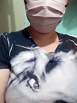 Snapshot of Kimkhaepretty chatting on October 2025 03:07:02 PM Kimkhaepretty online show from October 2025 03:07:02 PM