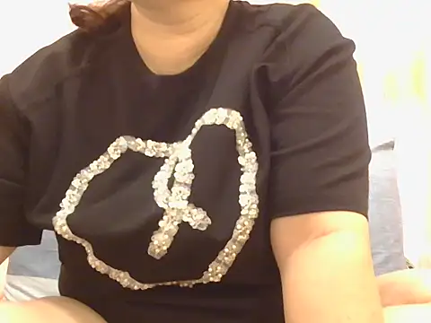 Snapshot of Kimkhaepretty chatting on October 2025 03:04:01 AM Kimkhaepretty online show from October 2025 03:04:01 AM