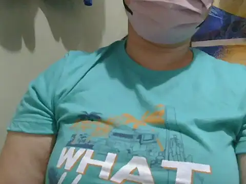 Snapshot of Kimkhaepretty chatting on October 2025 02:14:02 PM Kimkhaepretty online show from October 2025 02:14:02 PM