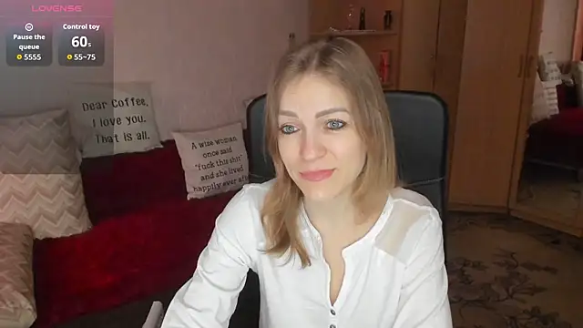 Tiffany Bates online show from April 2026 11:14:02 AM