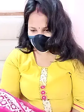 Snapshot of Miss_Rose__ chatting on October 2025 09:28:01 AM Miss Rose   online show from October 2025 09:28:01 AM