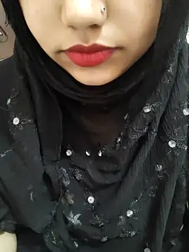 Snapshot of Miss_Rose__ chatting on March 2026 04:28:02 AM Miss Rose online show from March 2026 04:28:02 AM