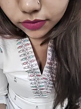 Snapshot of Miss_Rose__ chatting on March 2026 09:03:02 AM Miss Rose online show from March 2026 09:03:02 AM