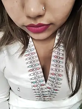 Snapshot of Miss_Rose__ chatting on March 2026 06:39:01 AM Miss Rose online show from March 2026 06:39:01 AM