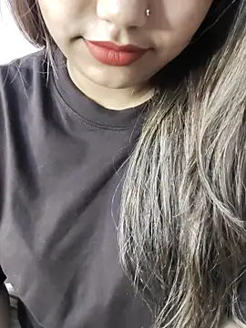 Snapshot of Miss_Rose__ chatting on March 2026 04:51:01 AM Miss Rose online show from March 2026 04:51:01 AM