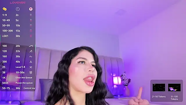 EllaaThorne online show from April 2026 12:52:01 AM